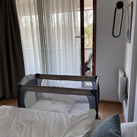 A302 Montebello 아파트