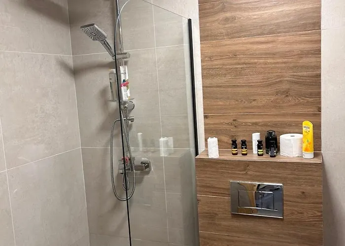 A302 Montebello * זלאטיבור